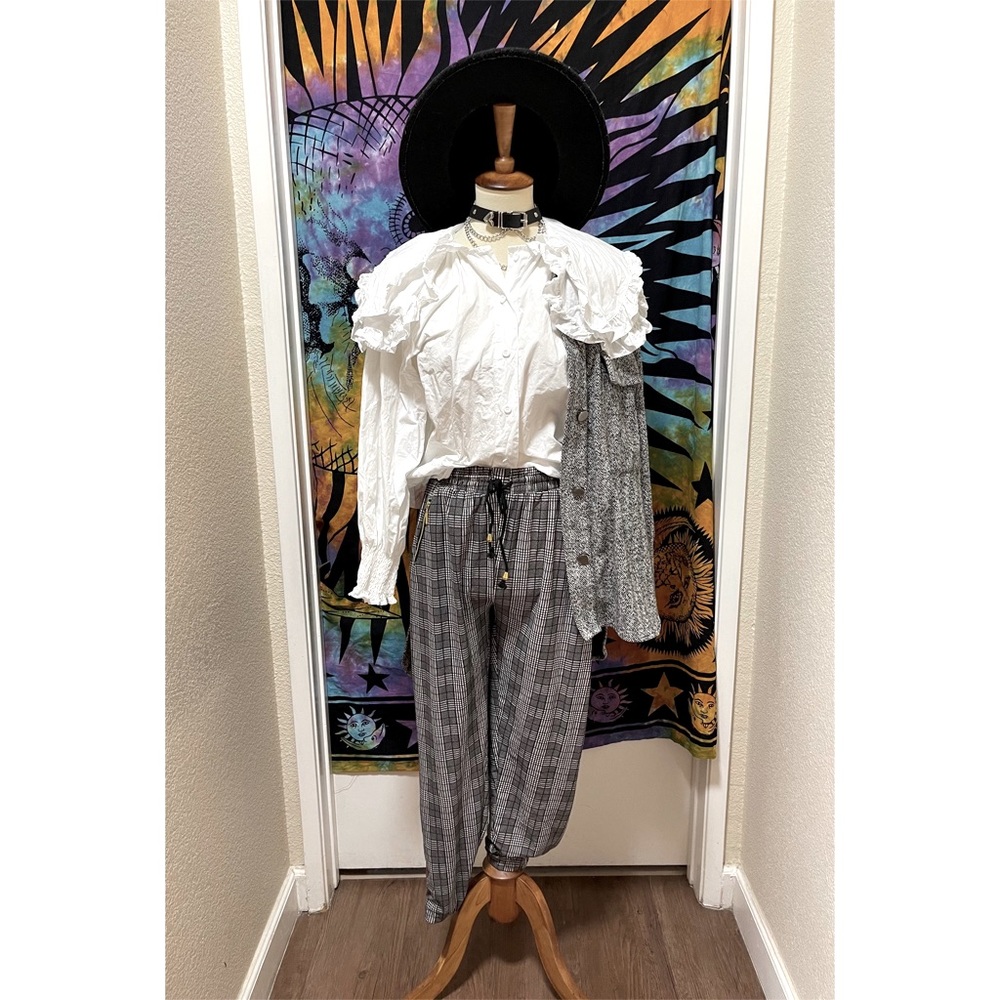 π Lovely casual European style joggers - Picture 9 of 11